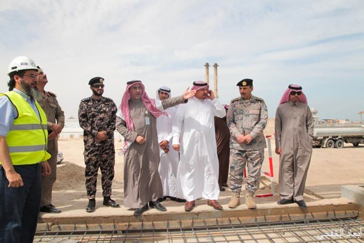 مشروع إنشاء سياج امني بحدود الخفجي
